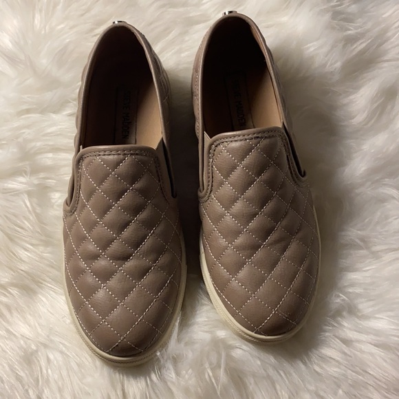 • Steve Madden Ecentrcq Sneaker - Picture 2 of 9